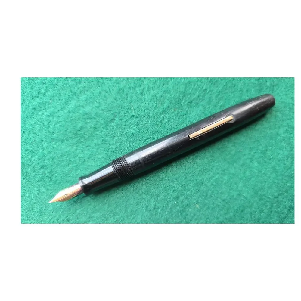 Vintage Wearever Zenith Fountain Pen with 14 K Nib - Picture 2 of 9
